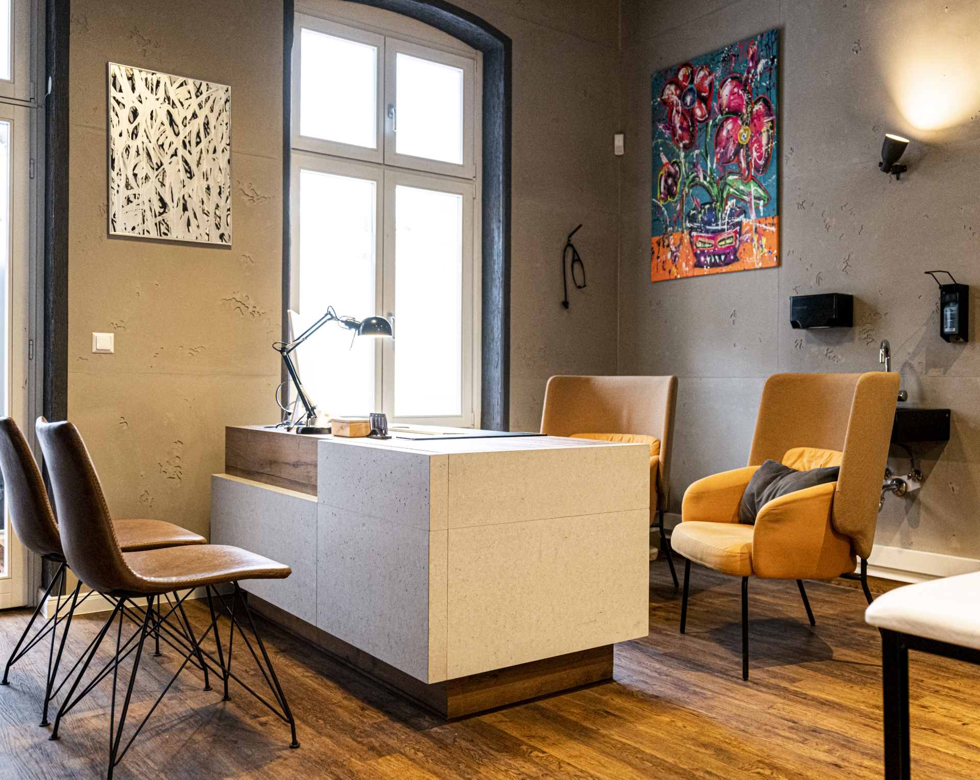 Behandlungszimmer der Hausarztpraxis Dr. Eßer & Rödiger in Erfurt